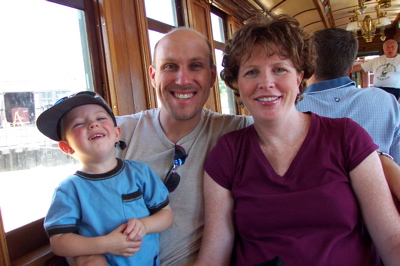 1_max_bilfish_katfish_train_ride.JPG