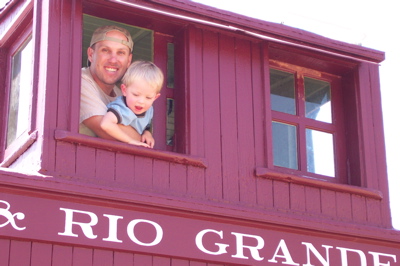 dad_max_peekaboo_caboose.JPG