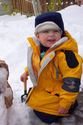 max_builds_bob_the_snowman.JPG